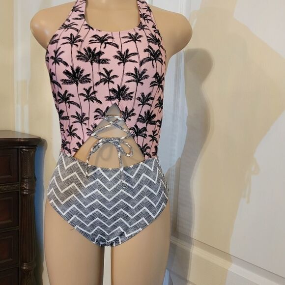JUNIOR'S PALM SUNRISE ONE PIECE SWIMSUIT - Picture 5 of 15